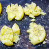 Seehechtfilet mit Knusperkartoffeln und Zitronen-Kapernsoße2