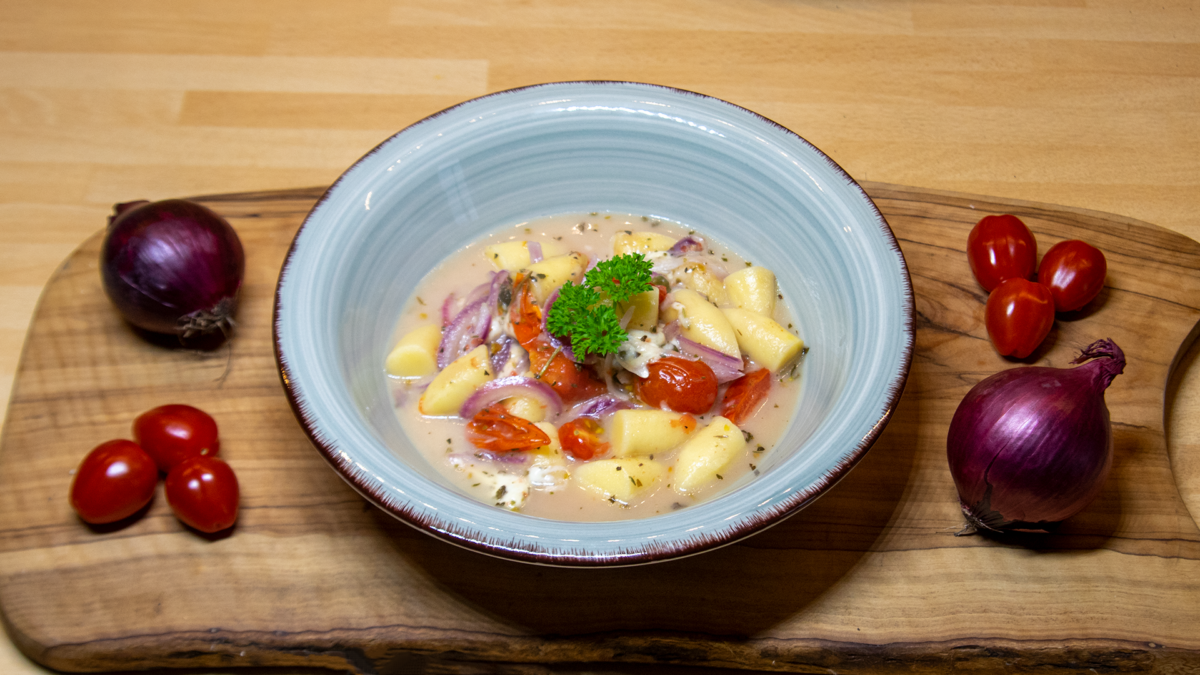 Strauchdiebe • Rezepte • Gnocchi - Tomaten Ragout